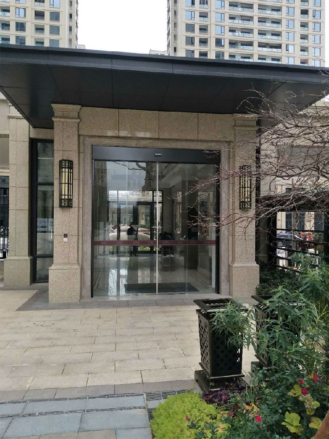 寧波寧海得力和溪園小區(qū),斯納昂自動門,斯納昂感應(yīng)門,斯納昂旋轉(zhuǎn)門